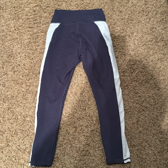 Fabletics Dark/Light Blue Leggings with Pockets | Size Extra Small - Picture 2 of 3